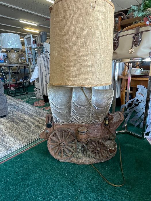 Vintage large Apsit Bros of California chuck wagon lamp 31157