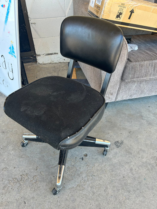 Black upholstered computer desk chair 34287