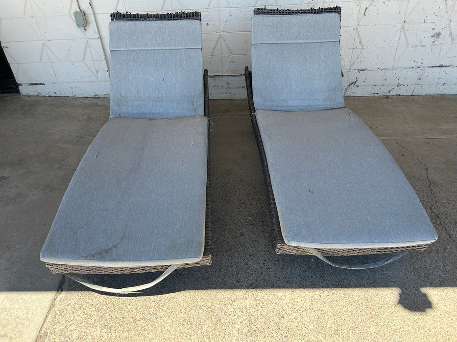 Grey wicker patio lounge chairs 34293