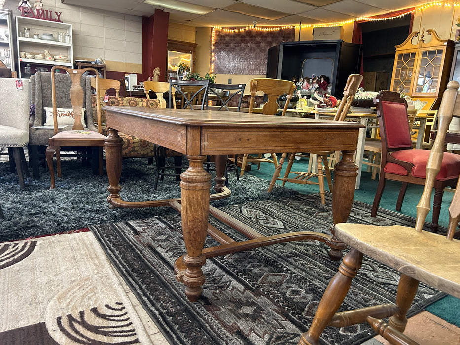Vintage kitchen or dining table 34306