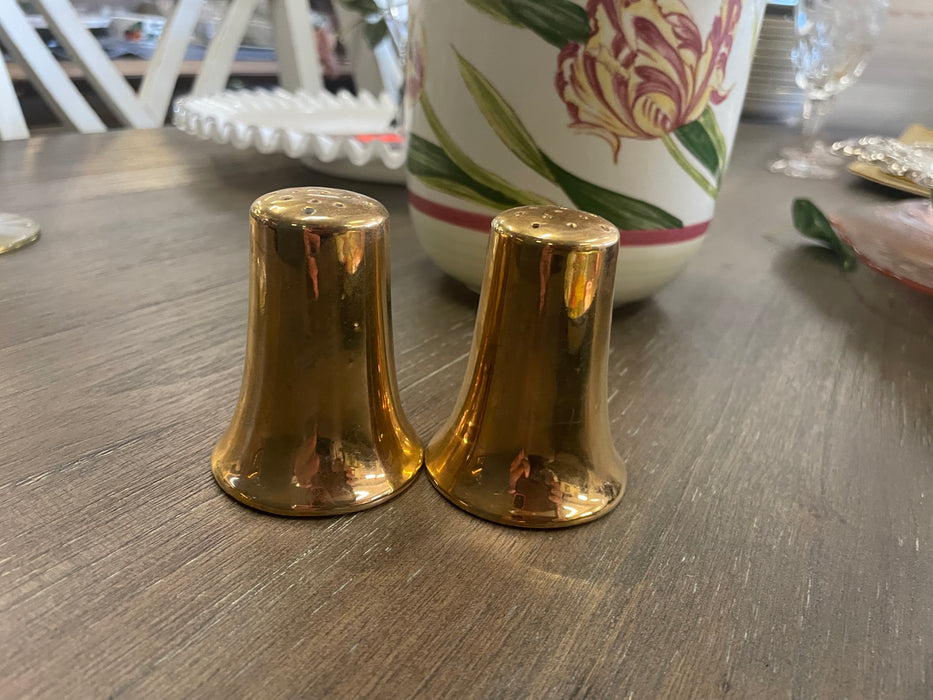 Ceramic gold leaf salt & pepper shaker 30958