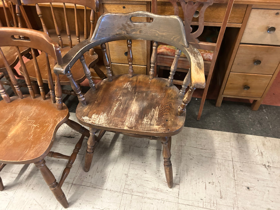 Set of 5 wood kitchen or dining chairs 5pc set AS IS 34325
