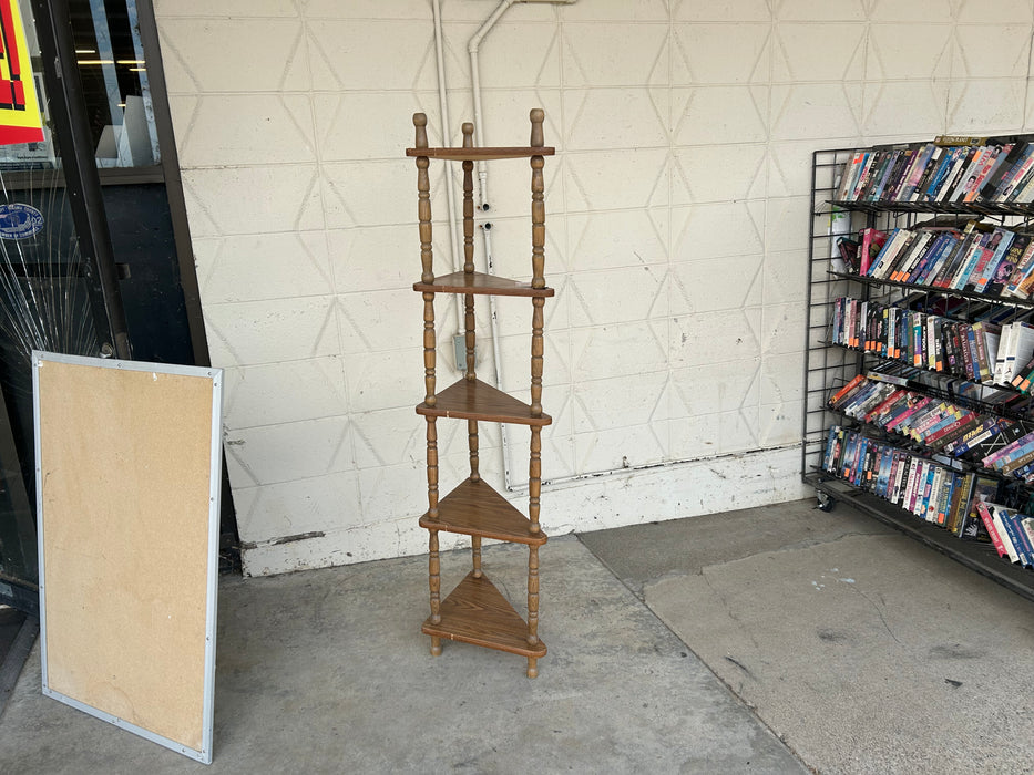 Small wood spindle corner display shelf 34329