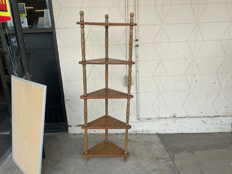 Small wood spindle corner display shelf 34329