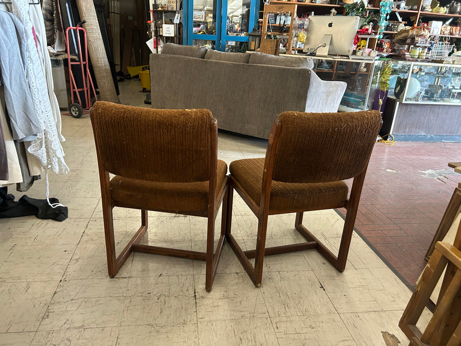Kitchen or dining chairs with padded seats and backs 34290