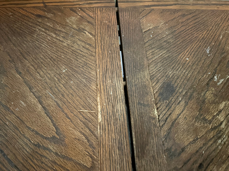 Kitchen or dining table with leaf 34289