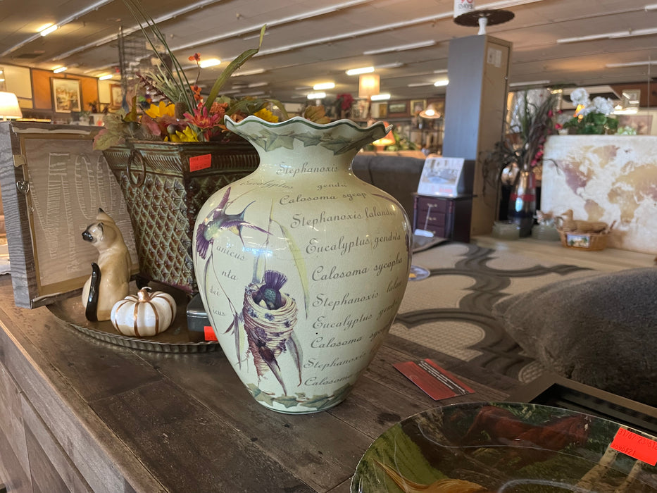 Humming bird vase 32645