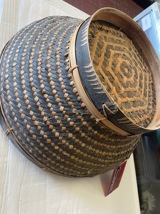 African woven basket 32662