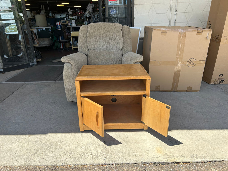 Small wood cabinet on casters 34363