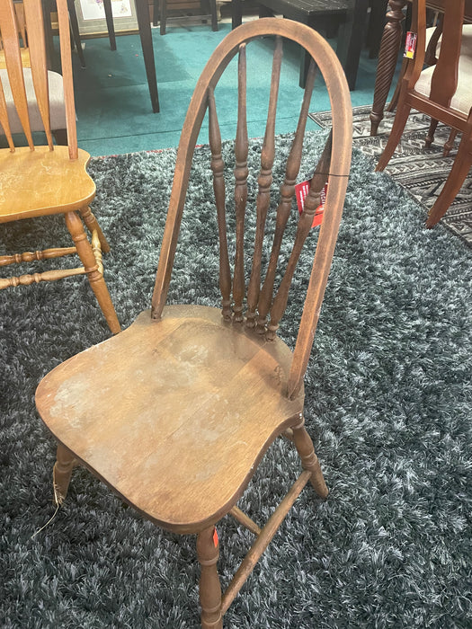 Vintage small wood kitchen or dining chair 32667
