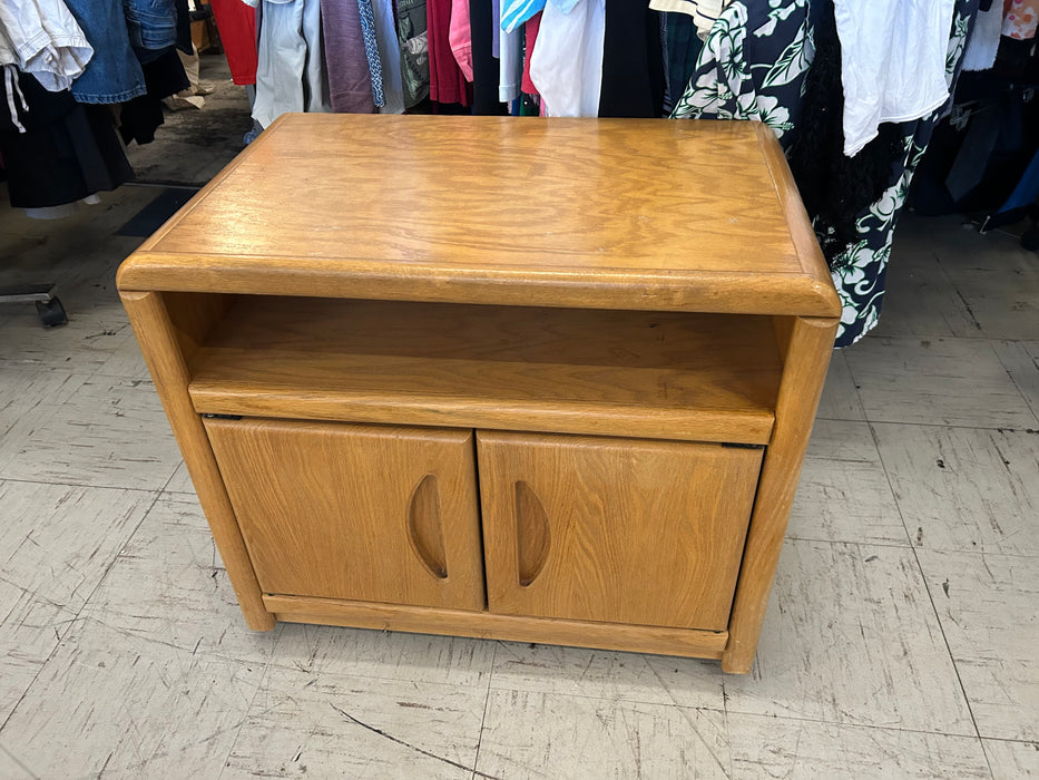 Small wood cabinet on casters 34363