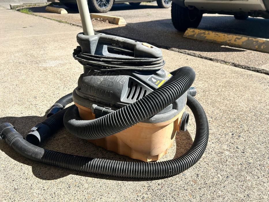 Ridgid 4 gallon shop vac 33565