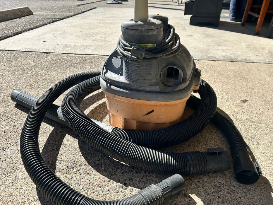 Ridgid 4 gallon shop vac 33565