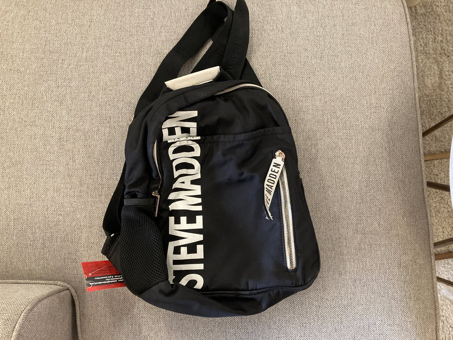 Steve Madden backpack 32157