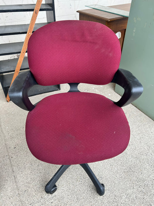 Maroon office desk chairs 33576