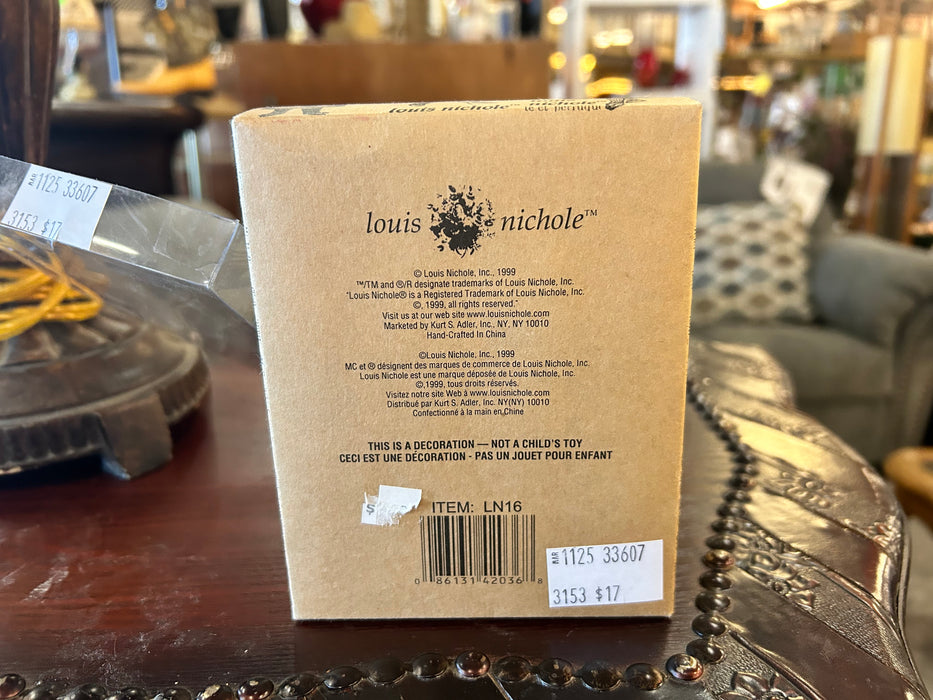 The house of Louis Nichole lady with child ornament 33607