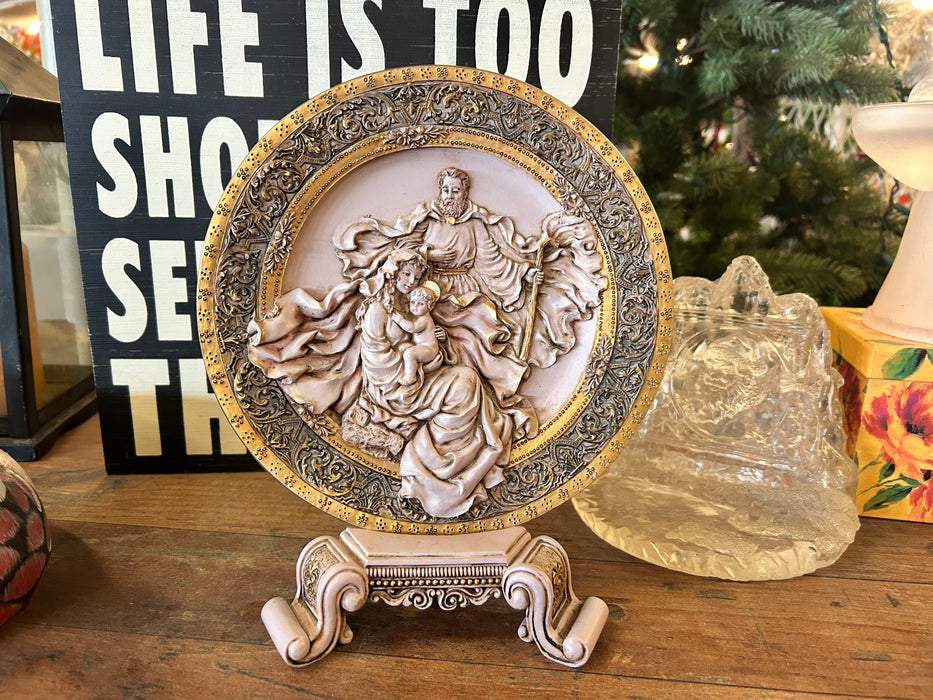 Vintage made in Italy Renaissance 3D Nativity plate with stand 33610
