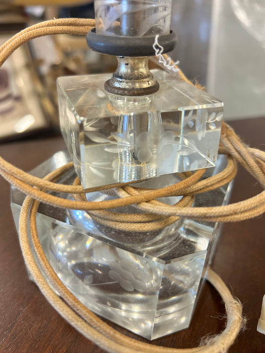 Antique etched glass small table lamps 33639