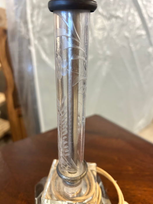 Antique etched glass small table lamps 33639