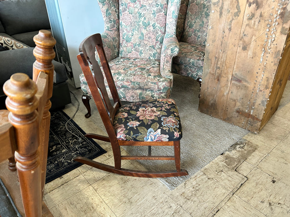 Vintage wood w upholstered seat rocking chair rocker 33643