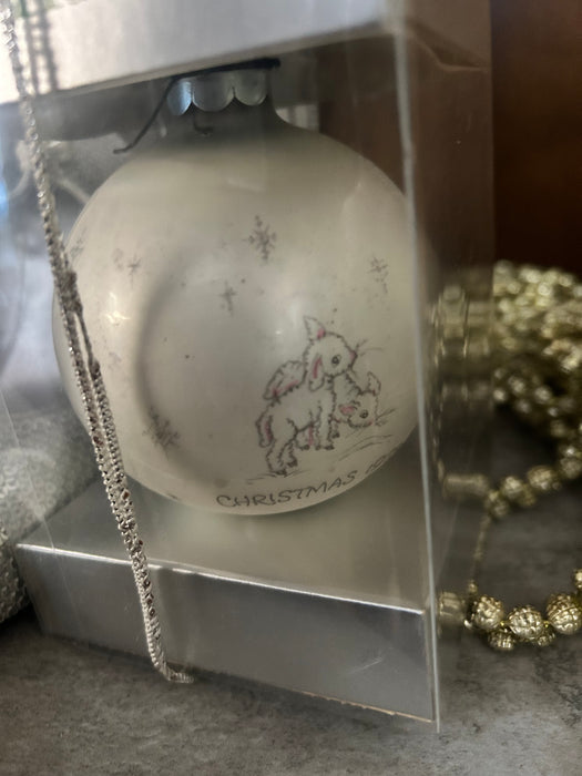 Hallmark Tree Trimmer Christmas 1973 ornament in original box 33689