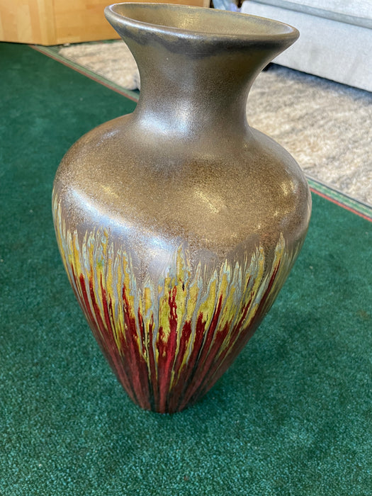 Contemporary metallic drip glaze vase 32220