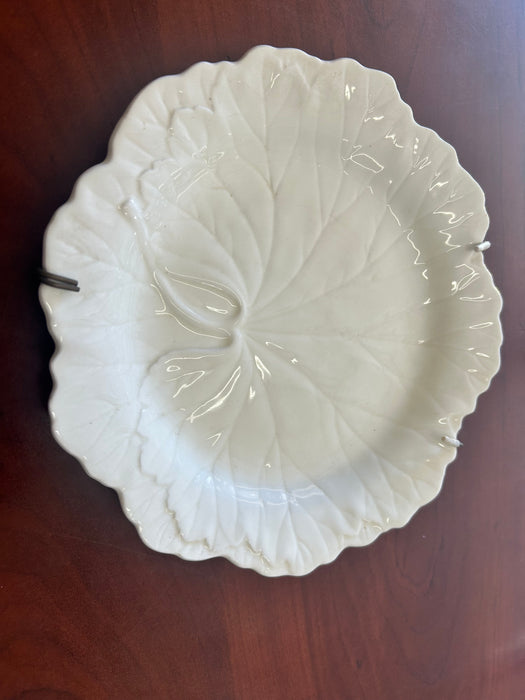 Vintage Wedgwood embossed ceramic grape leaf  luncheon plate MCM 33694