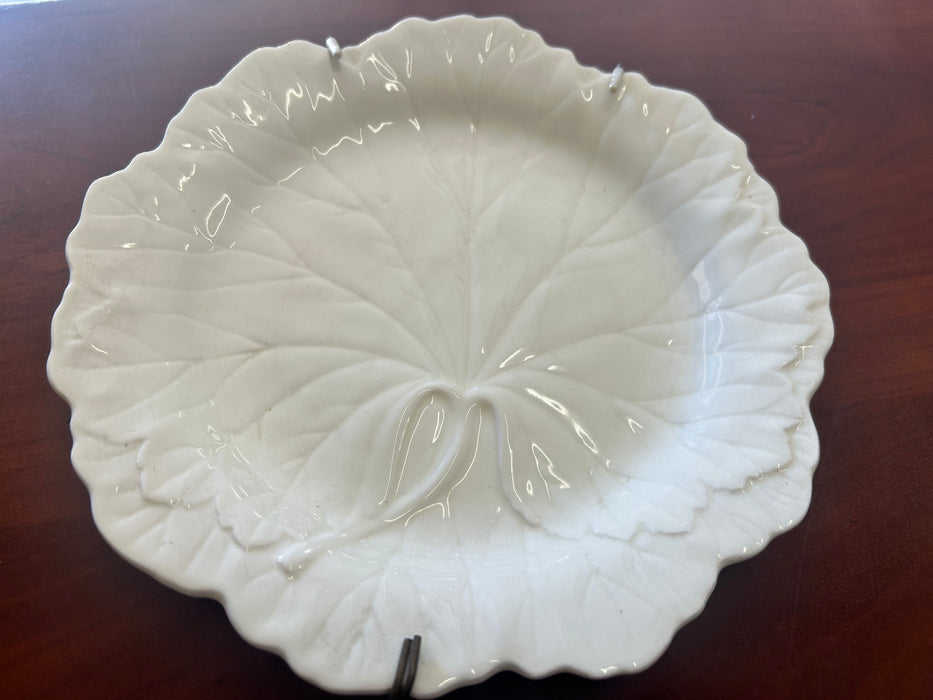 Vintage Wedgwood embossed ceramic grape leaf  luncheon plate MCM 33694