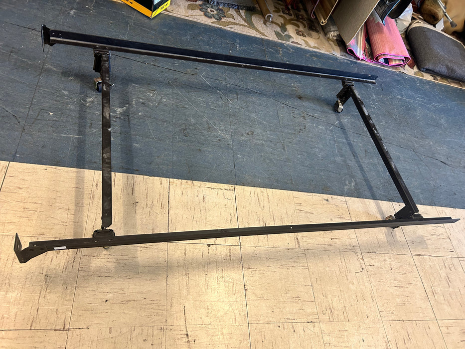 Twin metal bed frame 33704