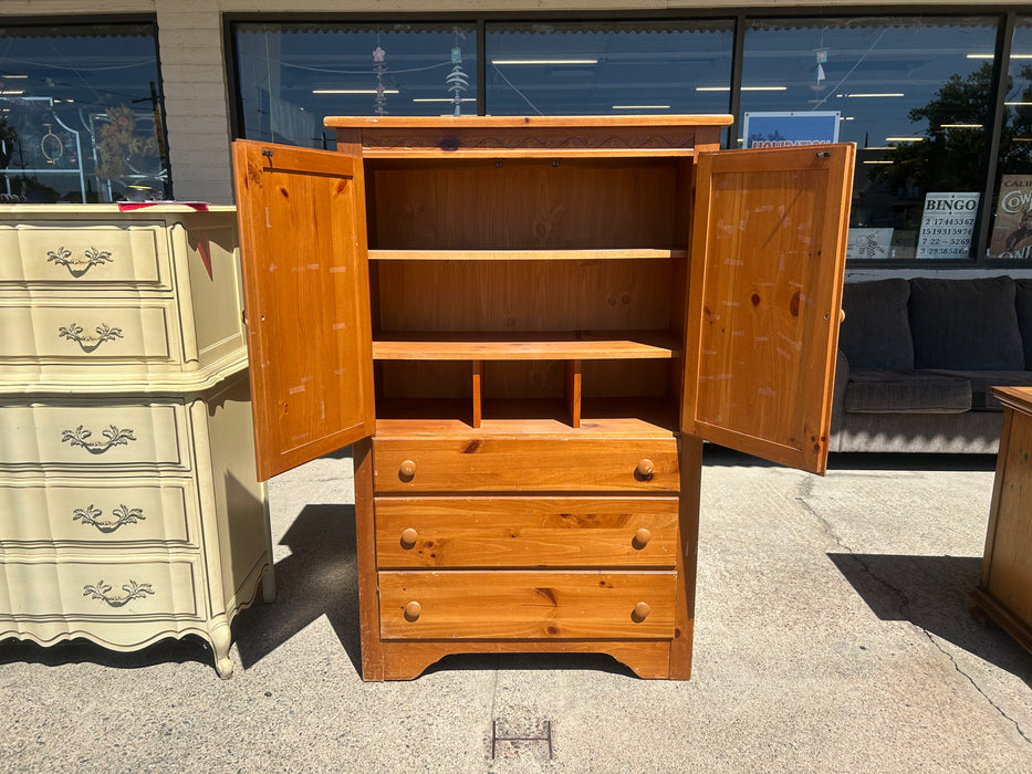 Knotty pine 3 drawer armoire chest of drawers dresser 34224