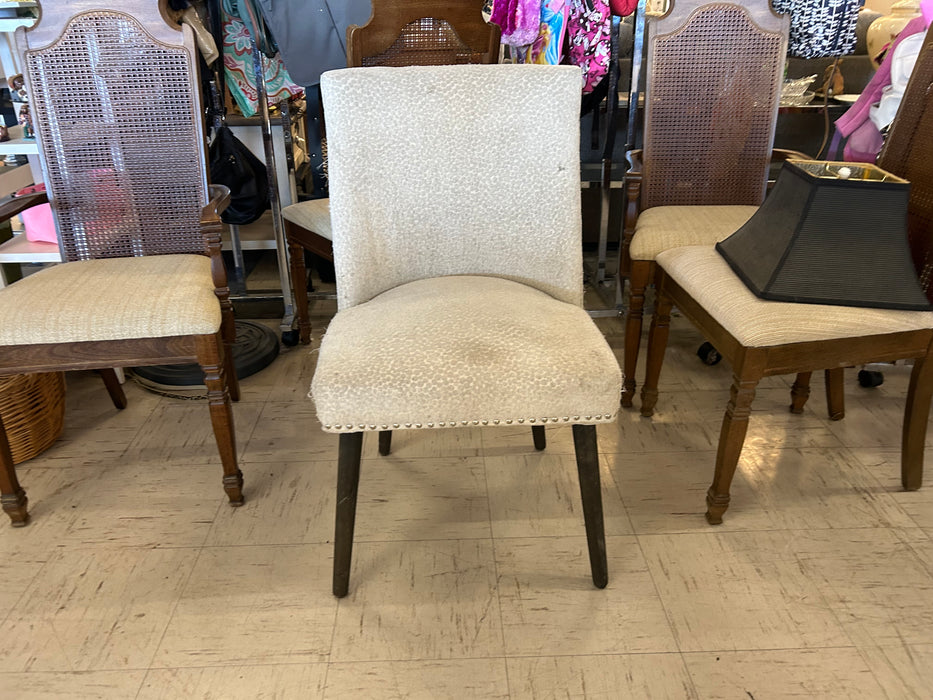 Upholstered kitchen or dining chair with tapered legs 34235