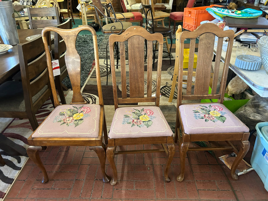 Vintage upholstered seat kitchen or dining chairs 34239