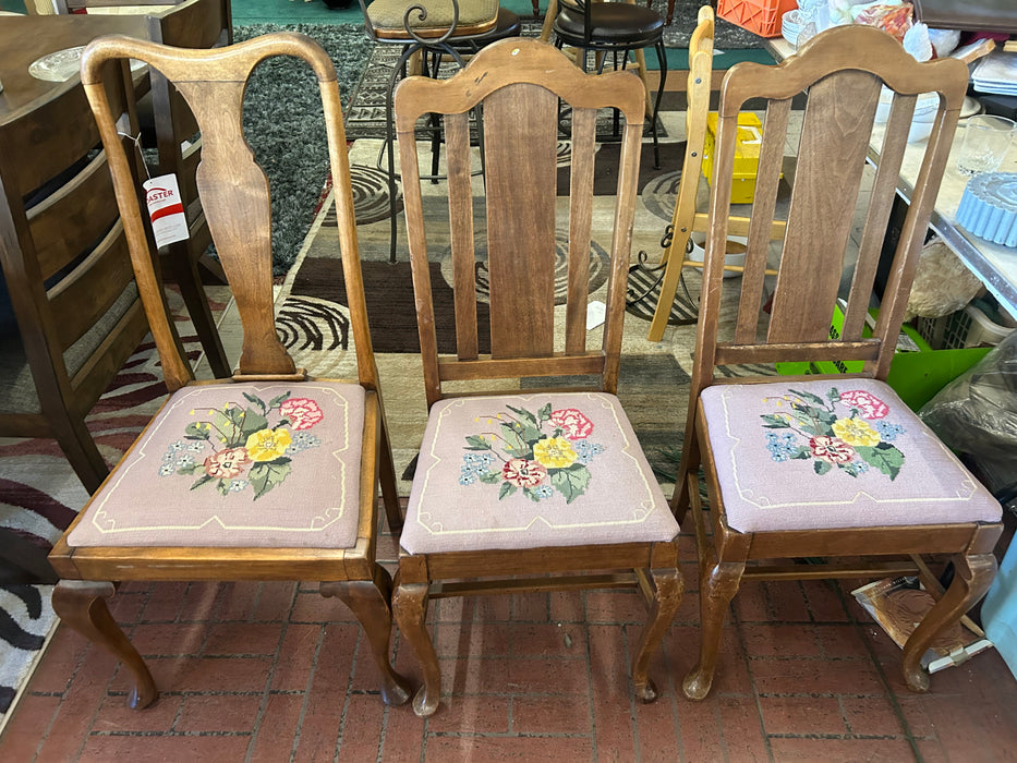 Vintage upholstered seat kitchen or dining chairs 34239
