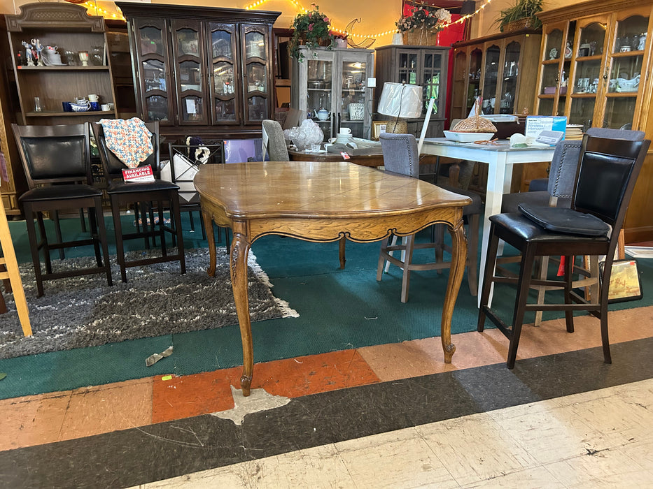 French Provincial style kitchen or dining table 34240