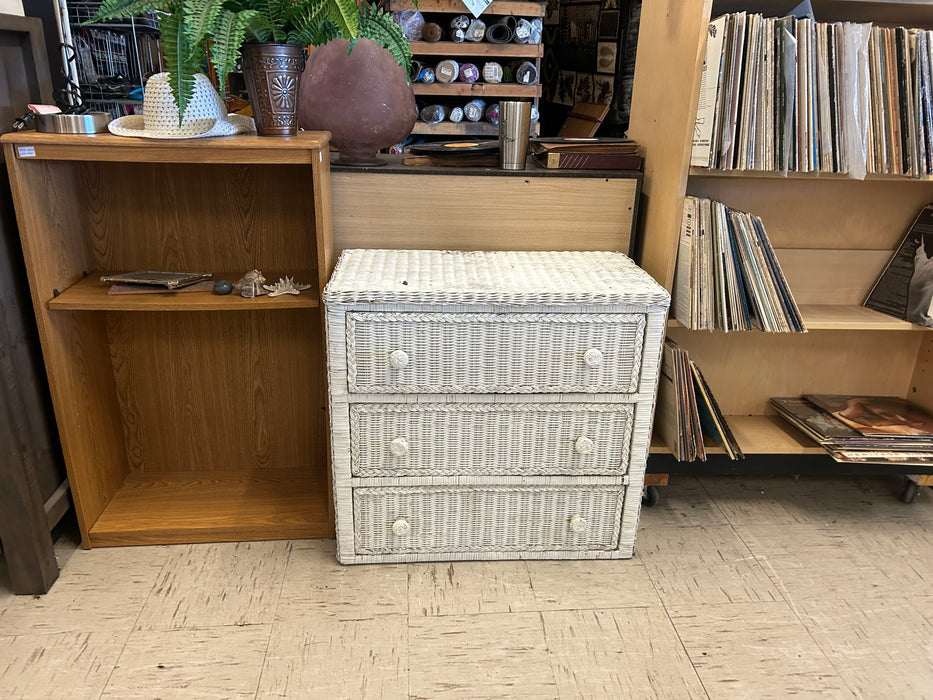 White wicker 3 drawer dresser 34241