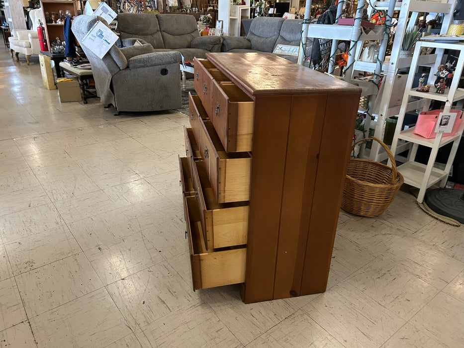 9 drawer wood dresser 34262