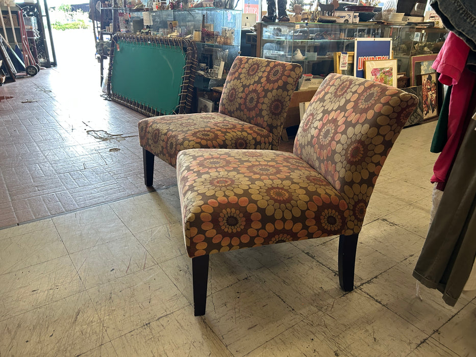 Armless accent chairs 34263