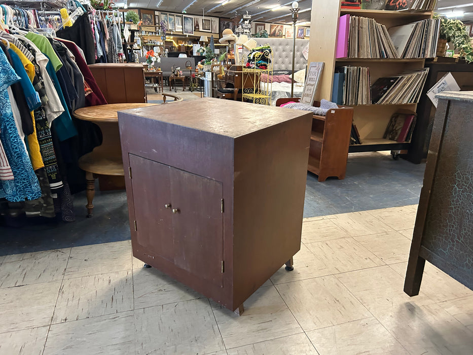 Small dark brown wood cabinet 34269
