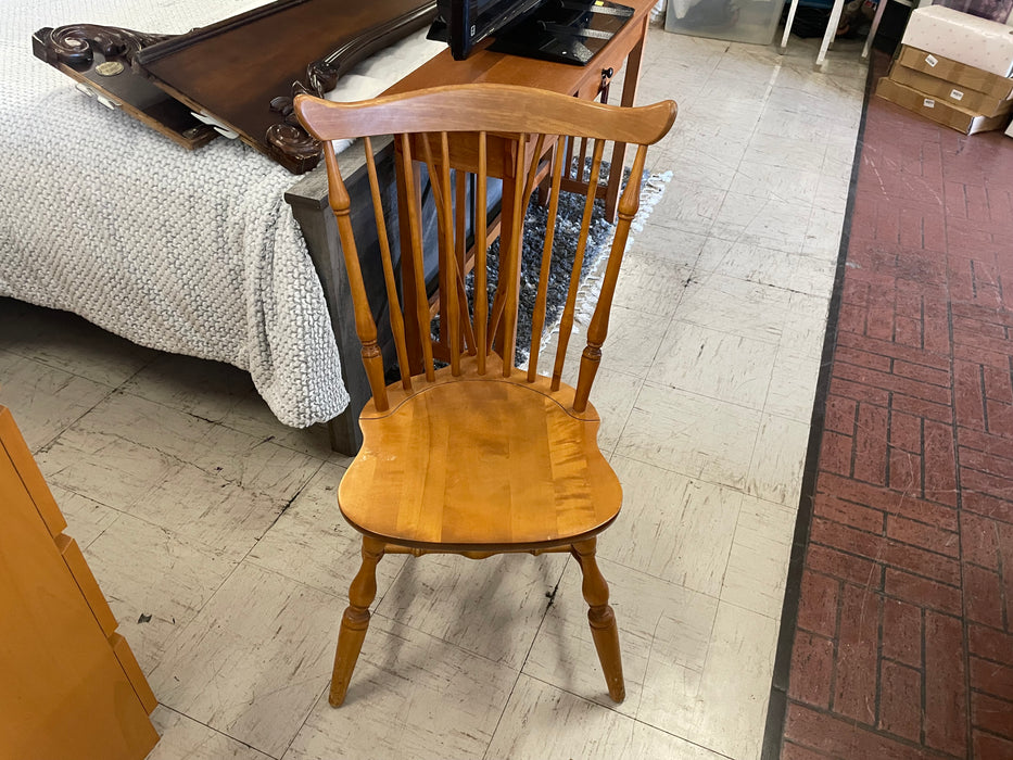 Windsor dining chair 32589