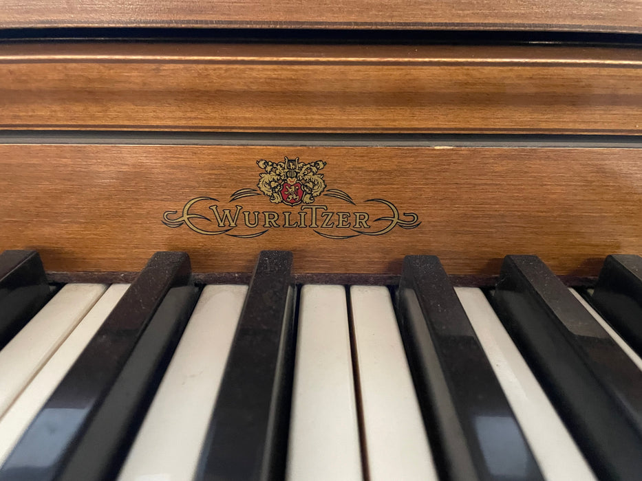 Wurlitzer piano with bench 33201