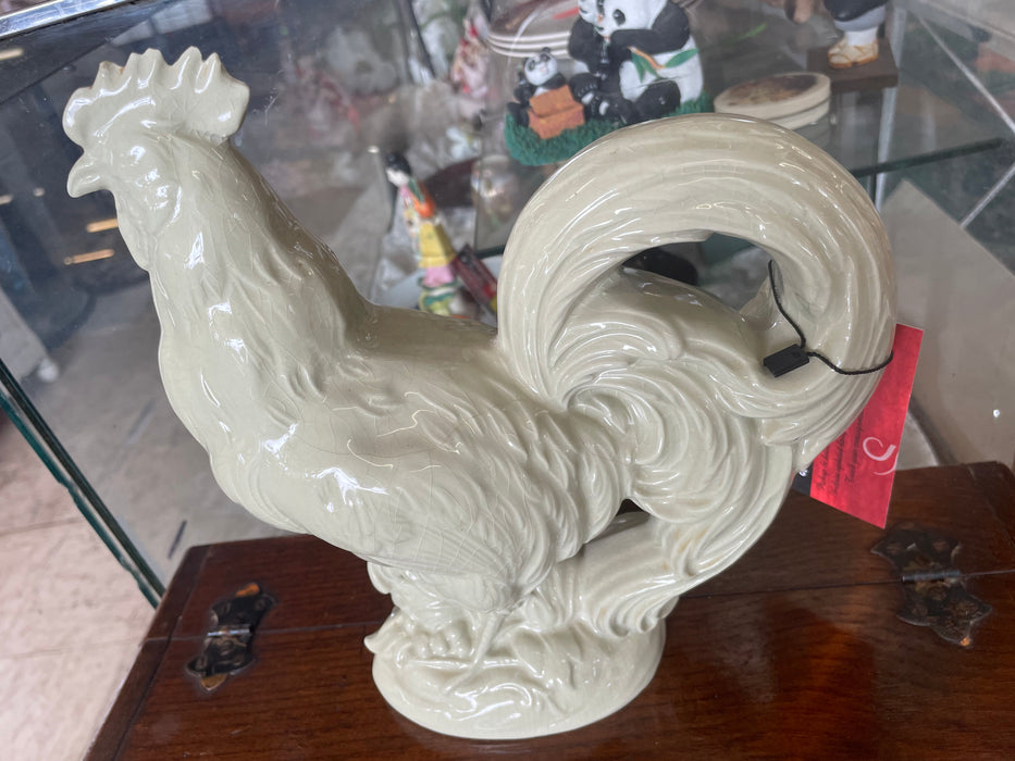 Vintage ceramic rooster figurine 33220