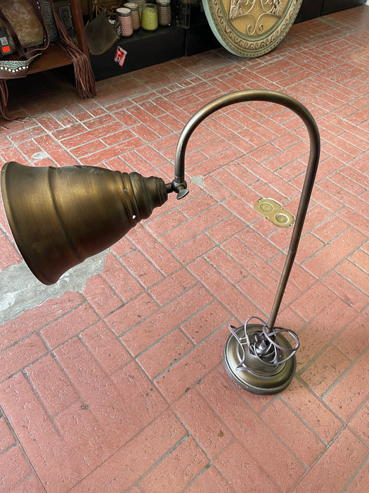 Adjustable brass modern table lamp 31517