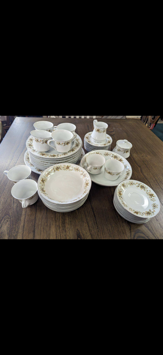 1969 floral /gold rimed fine four cown china 44 piece set 33251