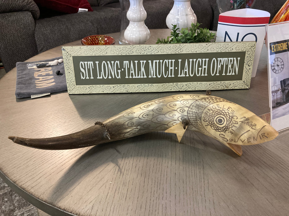 Hand carved decorated bull horn fish souvenir marked 1922 31581