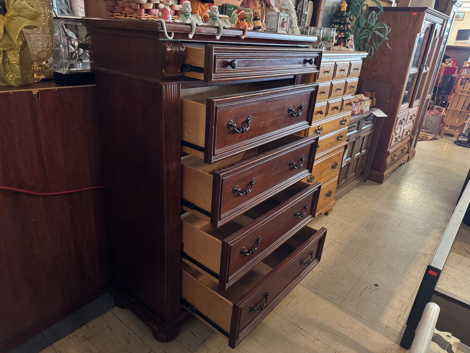 5 drawer chest of drawers mahogany finish 33298