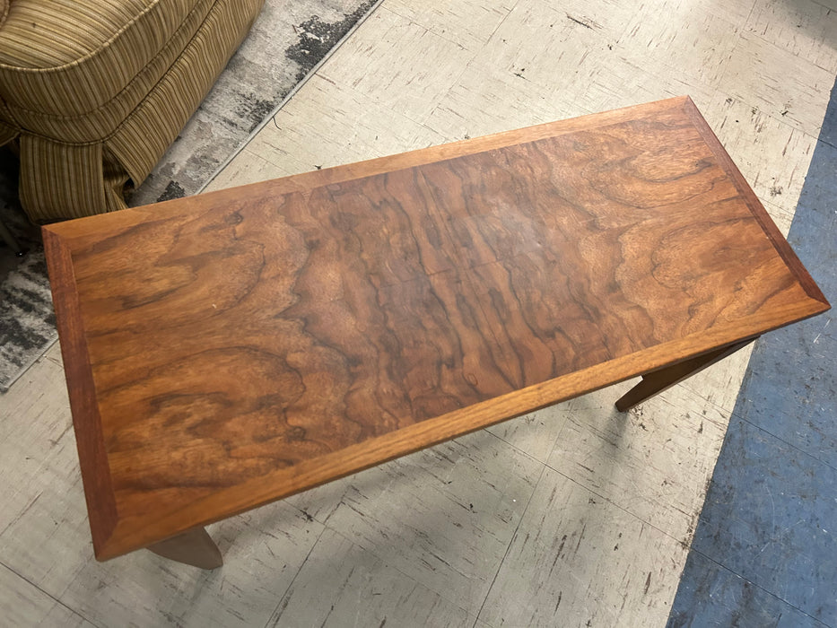 Small wooden storage bench for piano or other 34011