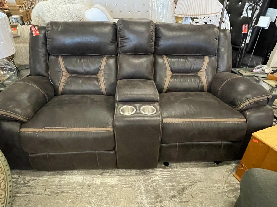 Reclining brown loveseat with console 31670