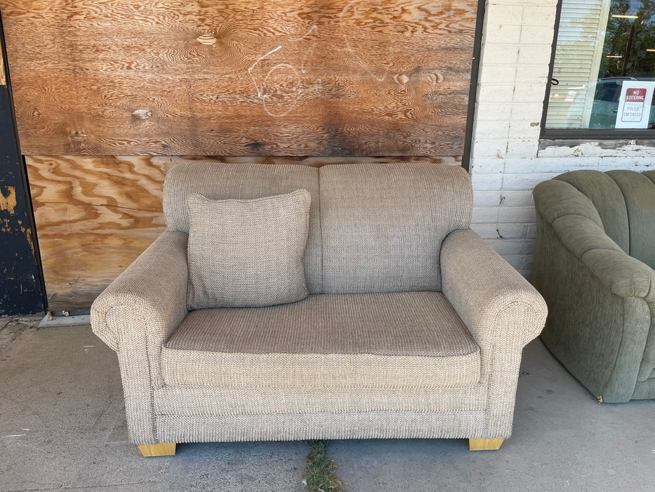 Tan loveseat w/ pull-out twin sleeper sofa/couch bed 33039