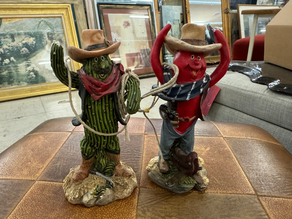 Pair of cowboy cactus figurine 2pc set 33080