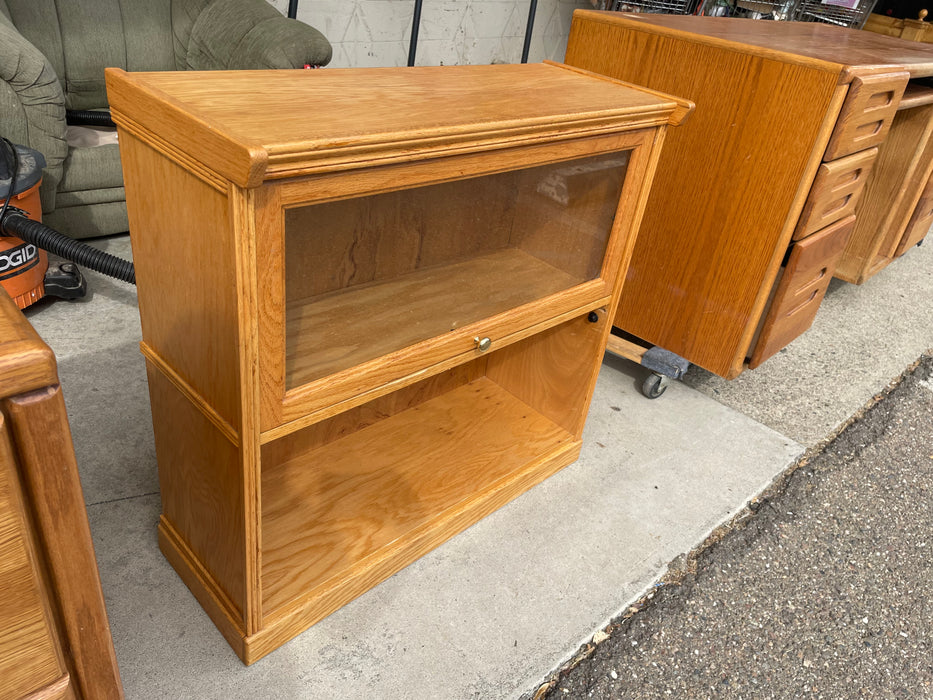 Oak lawyer barrister bookcase/bookshelf/book case/shelf with glass door 33101